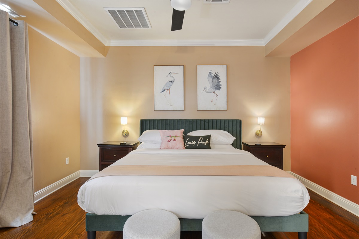 Shorty King Bedroom