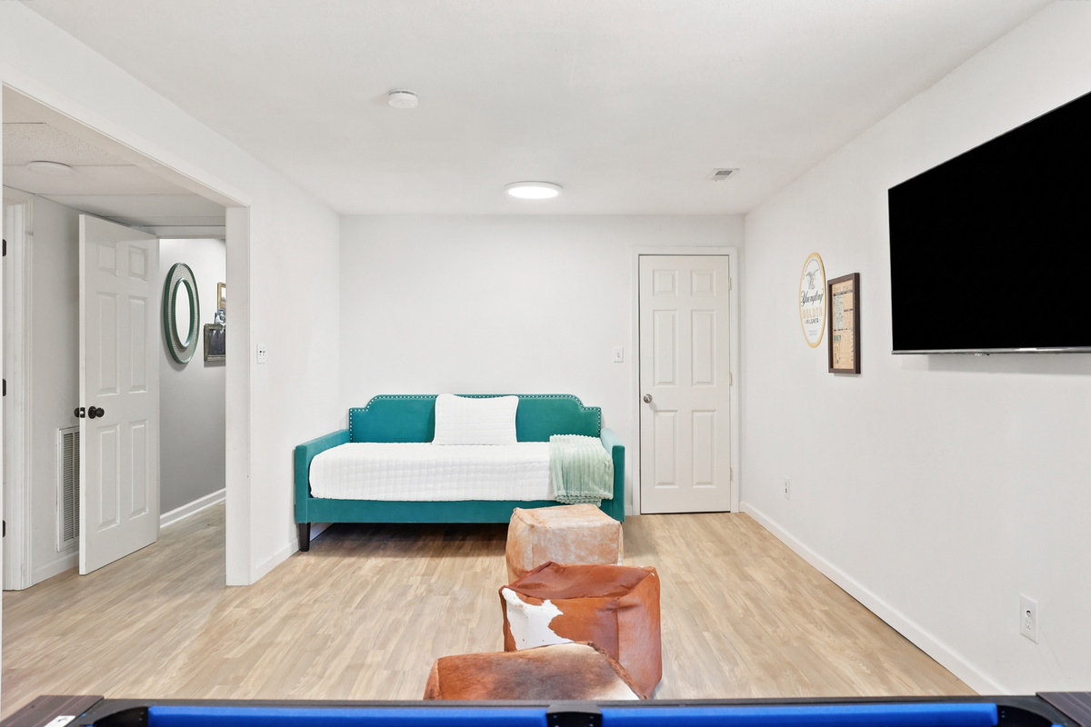 Twin size Daybed 