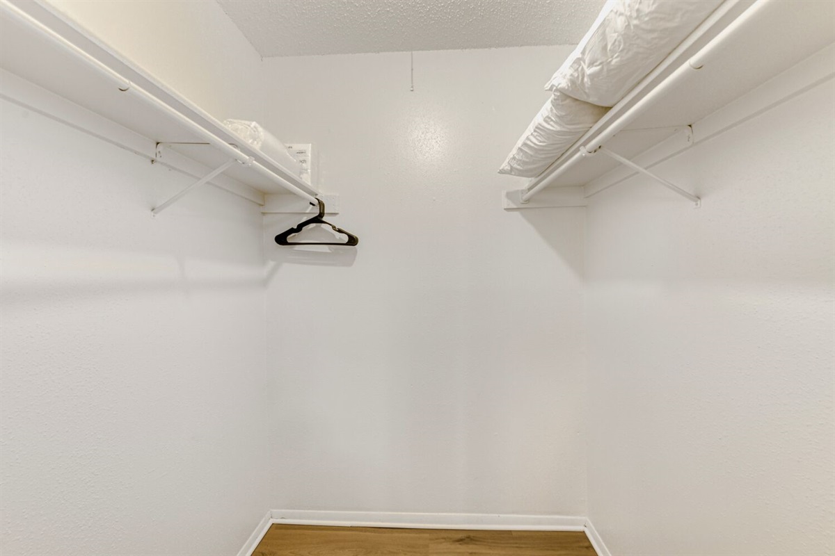 Spacious, bright, and ready to organize.