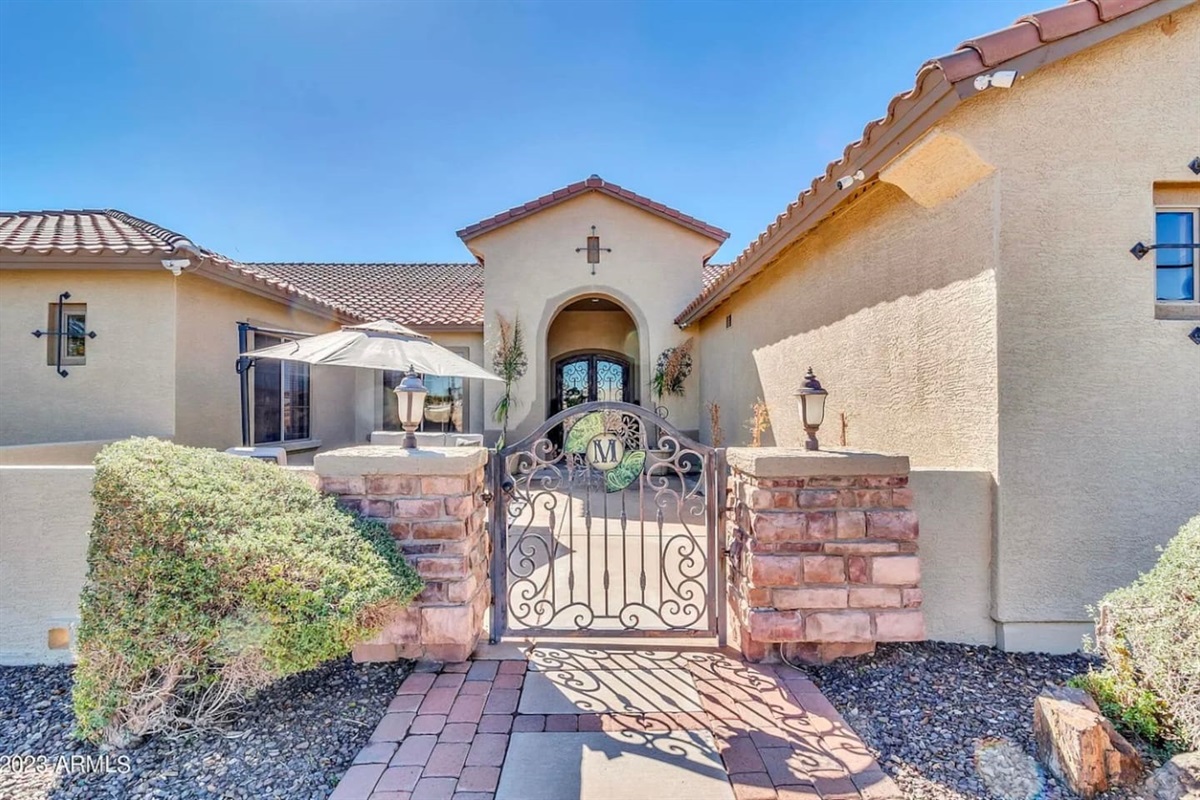 Desert Cove Escape | 5BR Retreat w/ Pool & Casita — Desert Cove Escape | 5BR Retreat w/ Pool & Casita, Surprise, Arizona — photo 6