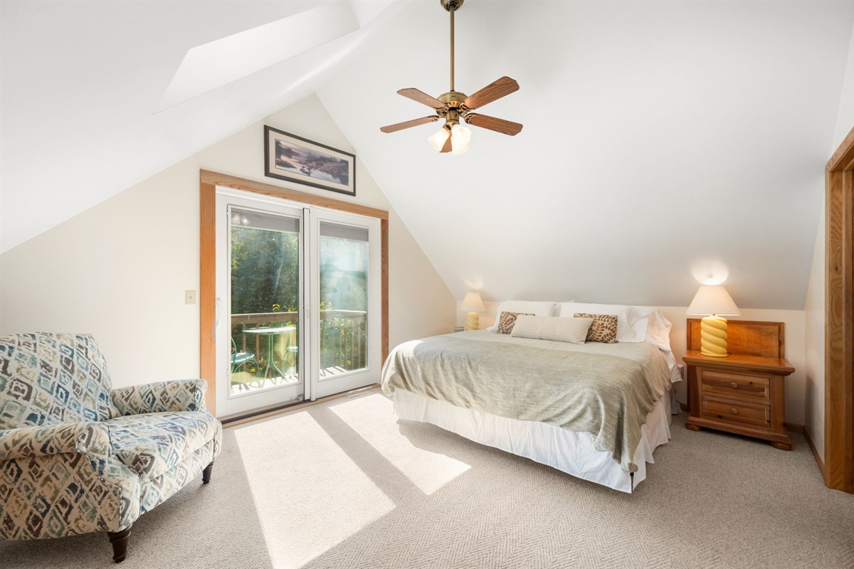 2nd Level Master/Private Bath