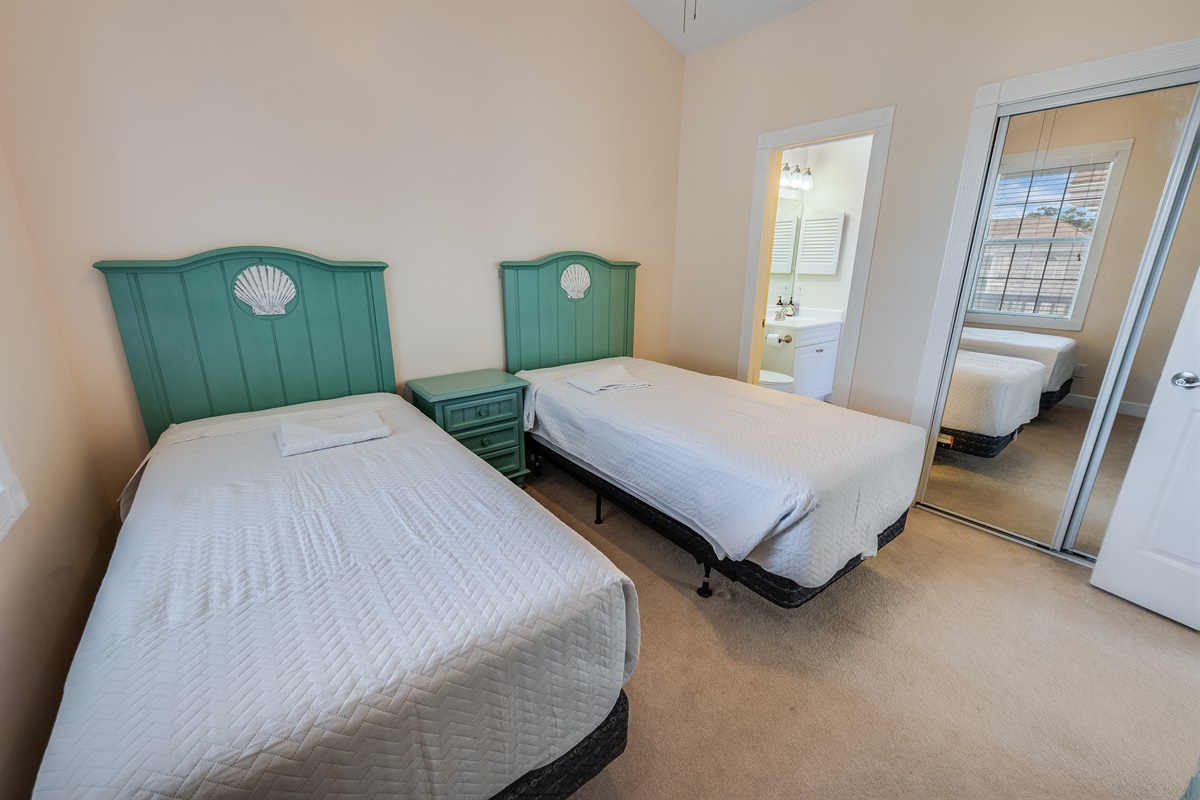 Stunning Bedroom ✨ Beautifully Decorated 🛏️💫