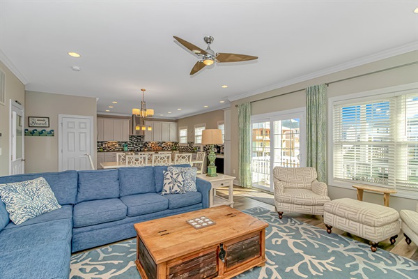 Family Room with balcony