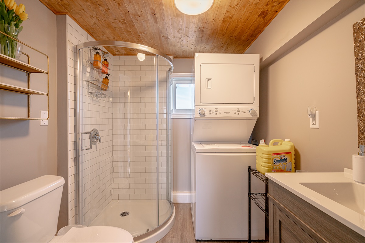 Full Bathroom/ Laundry room