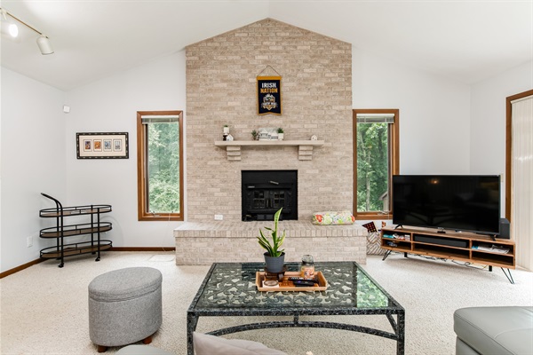 Charming 4-Bedroom Retreat Near Notre Dame, photo 24