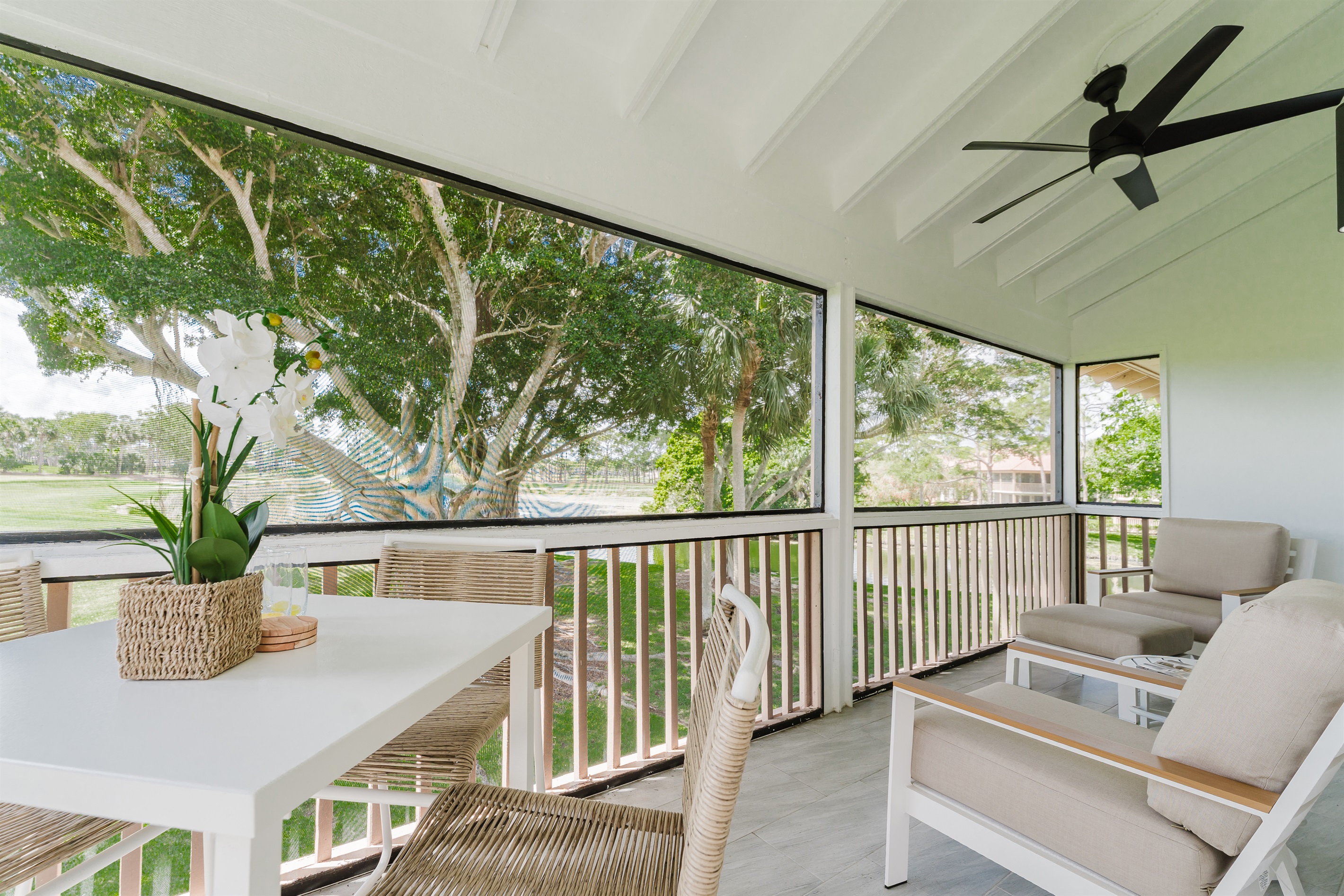 Enjoy morning coffee or evening drinks with scenic fairway views. A pristine outdoor setting perfect for relaxing and unwinding.