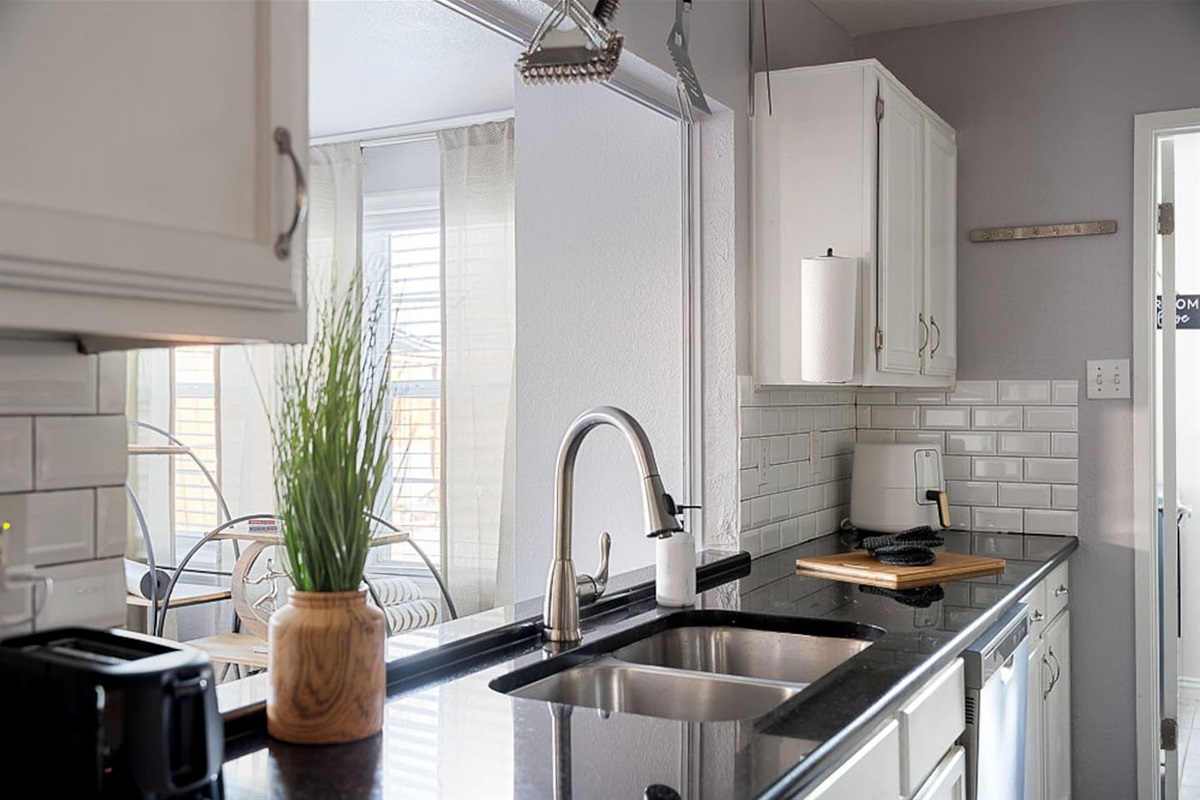 Enjoy the beautiful kitchen, fully-equipped with all your cooking needs such as spices, oil, pots, pans, dishes, silverware, a toaster and more