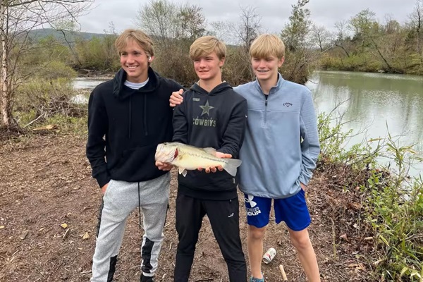 Catch of the day from the private river—on-site fishing steps from the cabin. Reports of bass, sunfish, goggleye, perch and needle nosed gar.