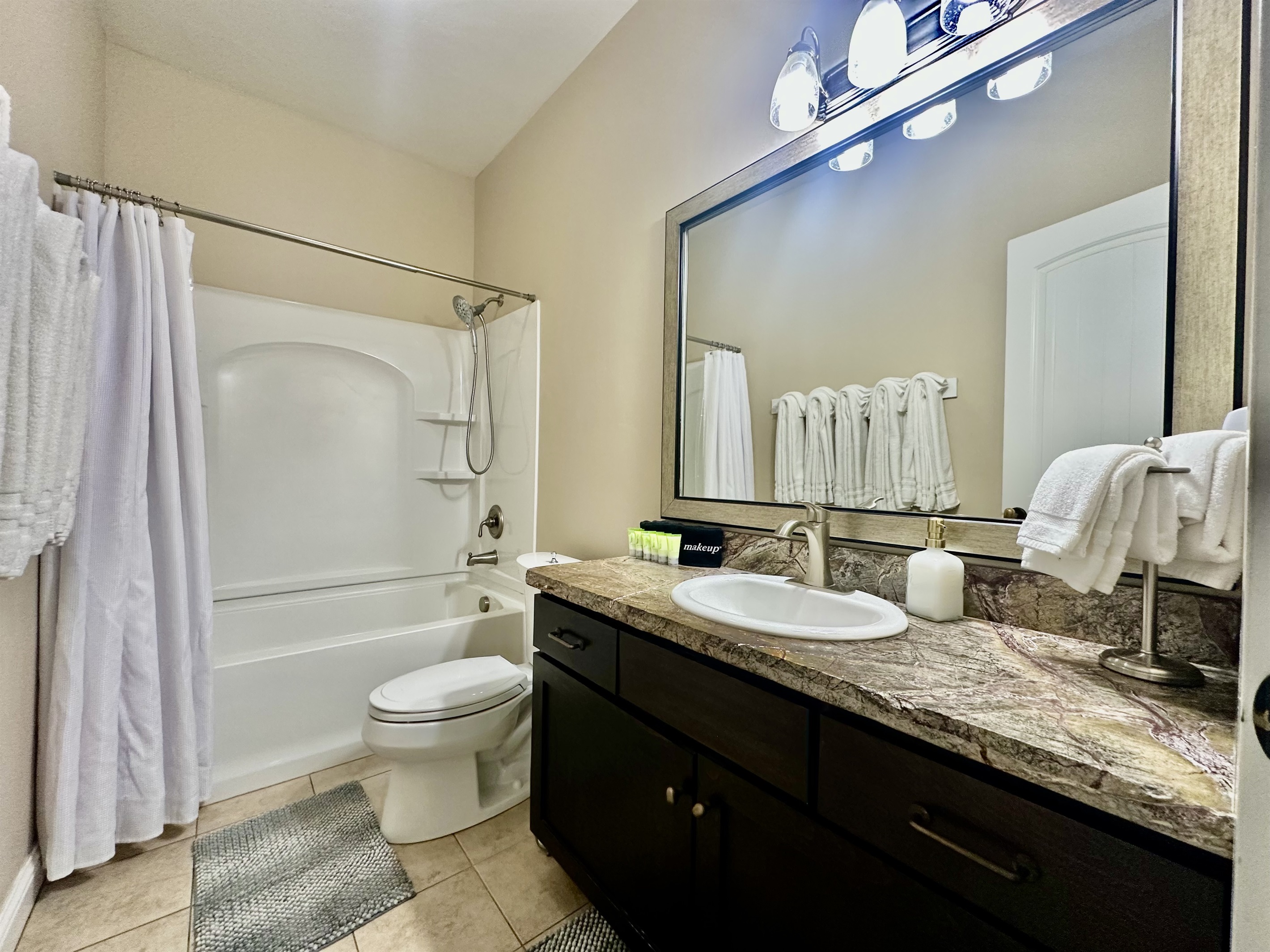 Guest Bath 3