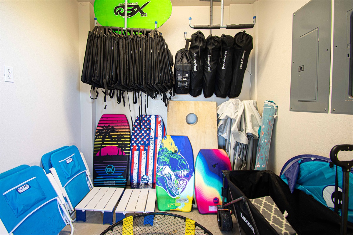 Beach Gear: chairs, boogie boards, skim board, wagon, shade sail, tent, ect