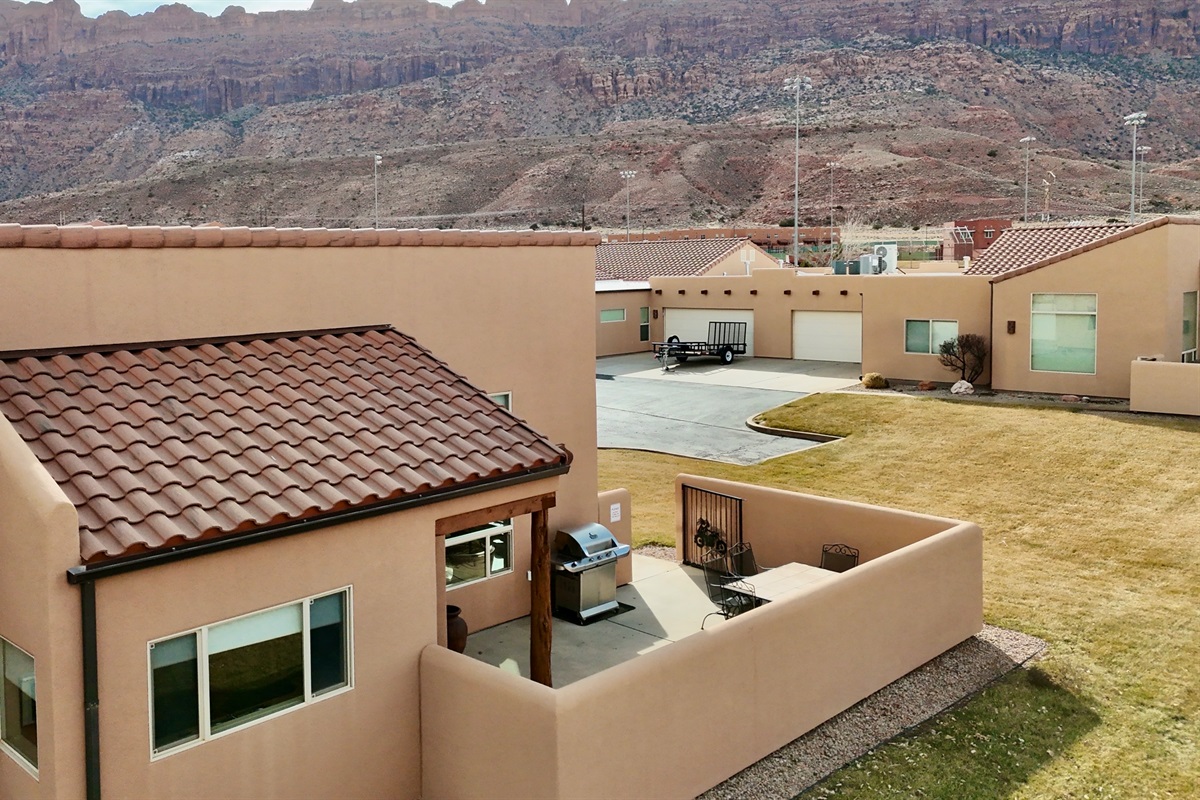 Welcome to Robert's Roost - Rim Village W4!