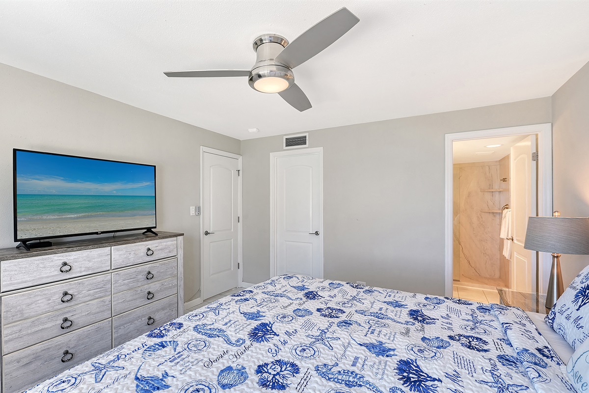 Master bedroom ensuite and closet