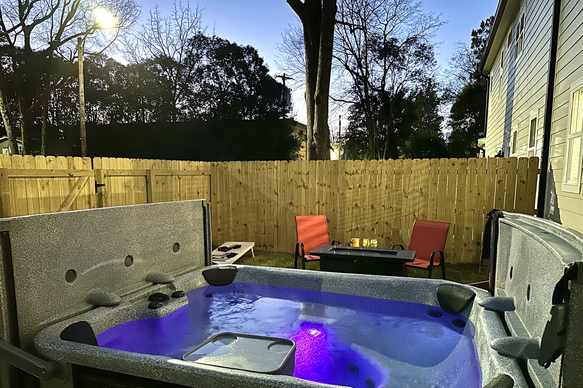 Hot tub! Corn hole! Fire pit!