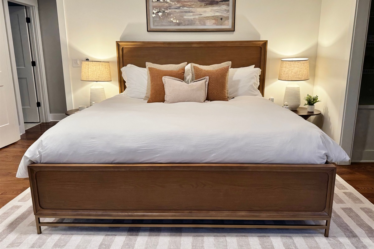 Your comfort is important to us! You will always find high quality 100% cotton linens at our 9 North Ridge Escapes properties.