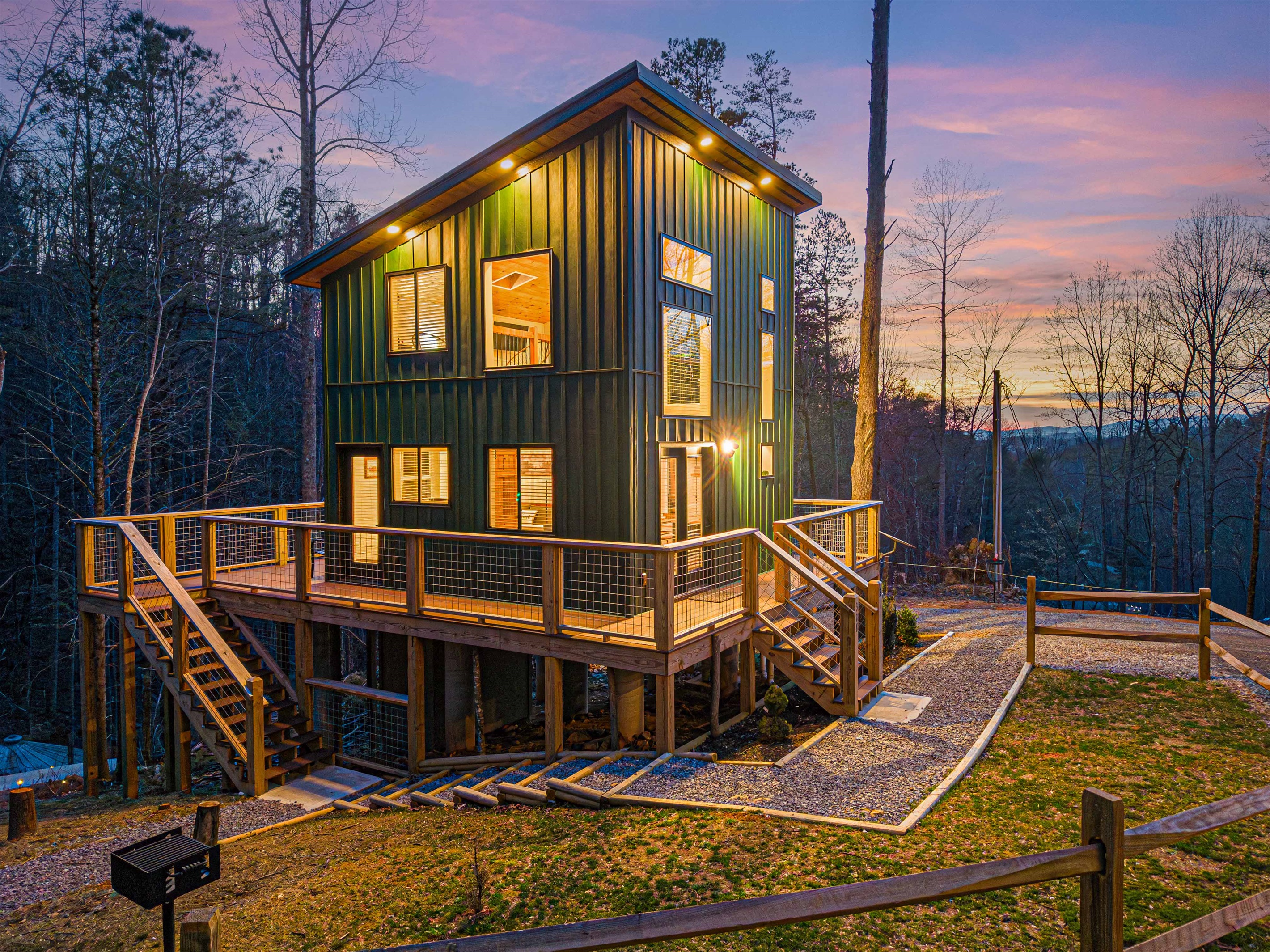 Treehouse Twilight Views
