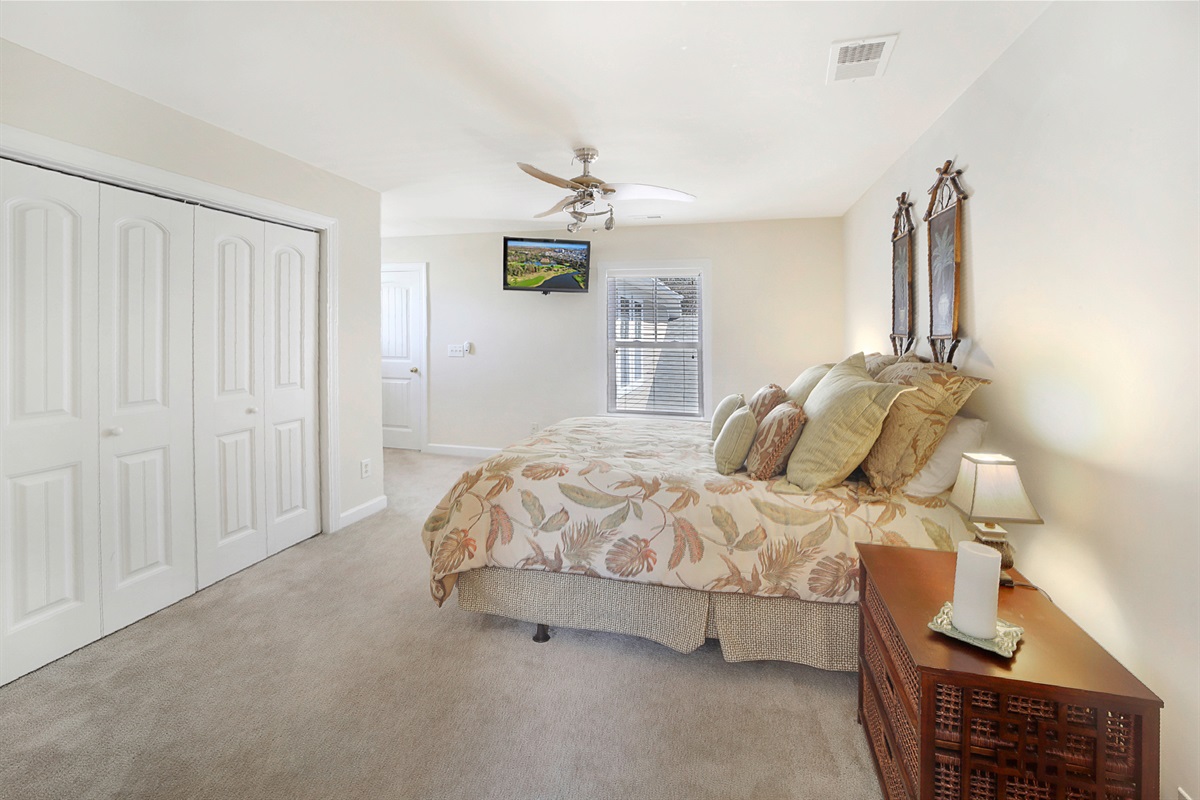 Queen in 3rd Bedroom