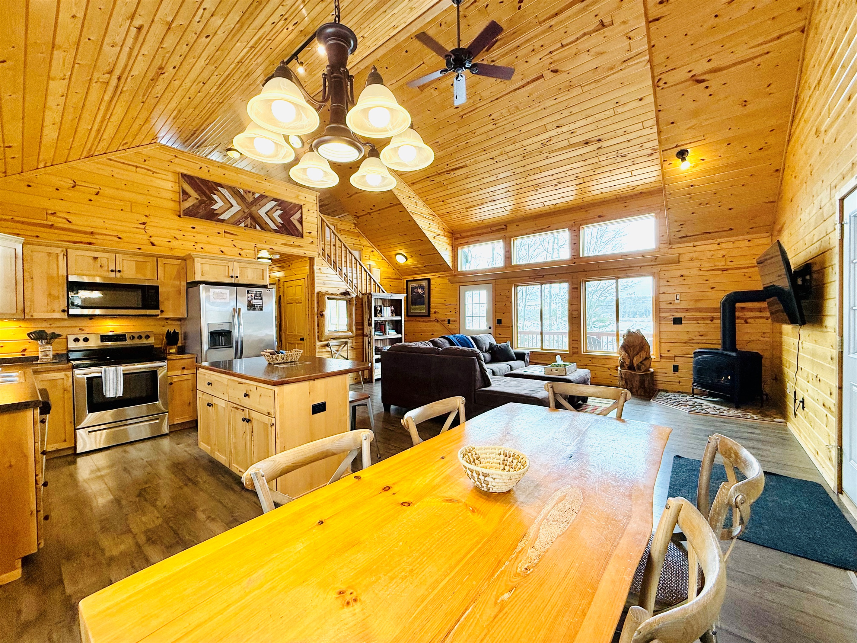 Dining table next to the kitchen.