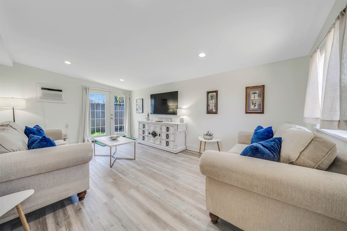 Sun Ray Cottage | Photo 2