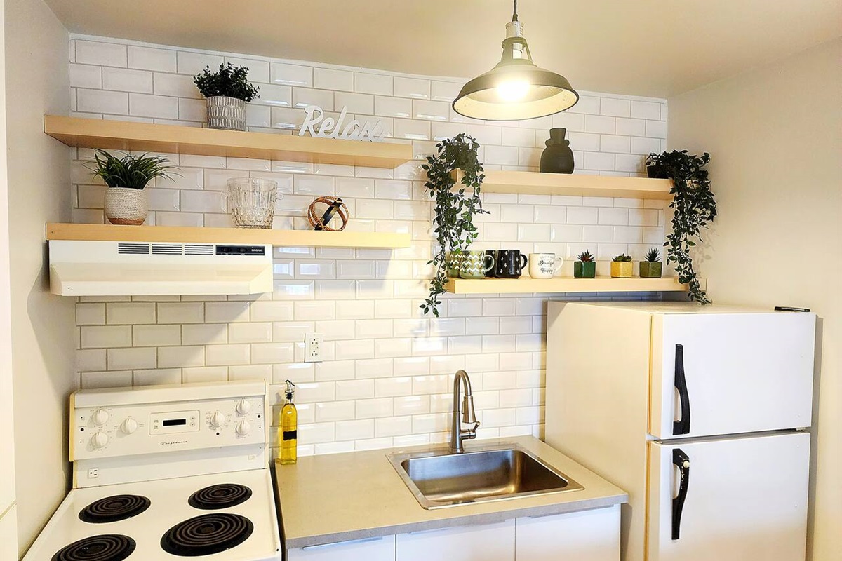 A convenient kitchenette ready for every stay.