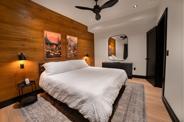 Basement bedroom 2 King bed outdoor access