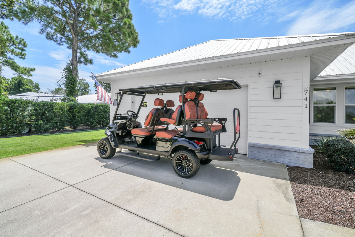 Golf cart included