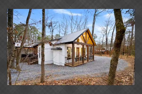 Peaceful woodland retreat with plenty of privacy