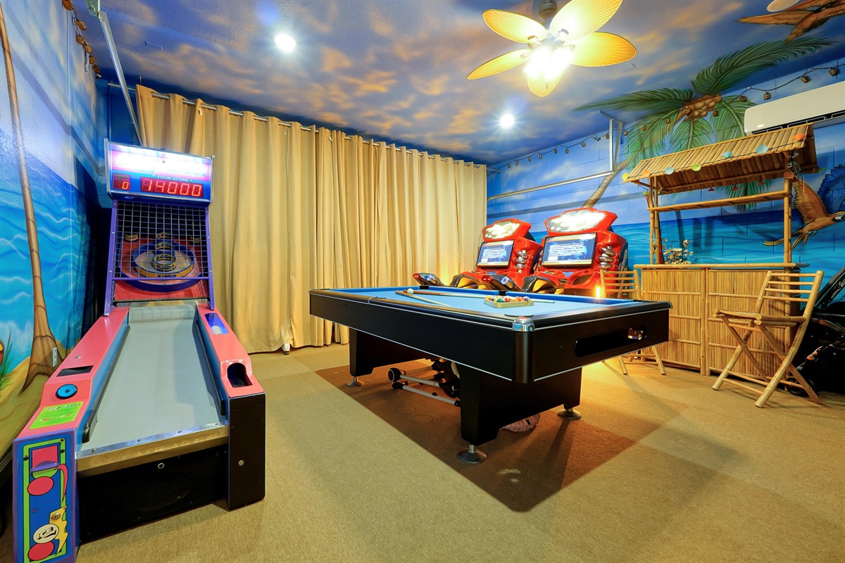 Skeeball, Drivers and Pool Table