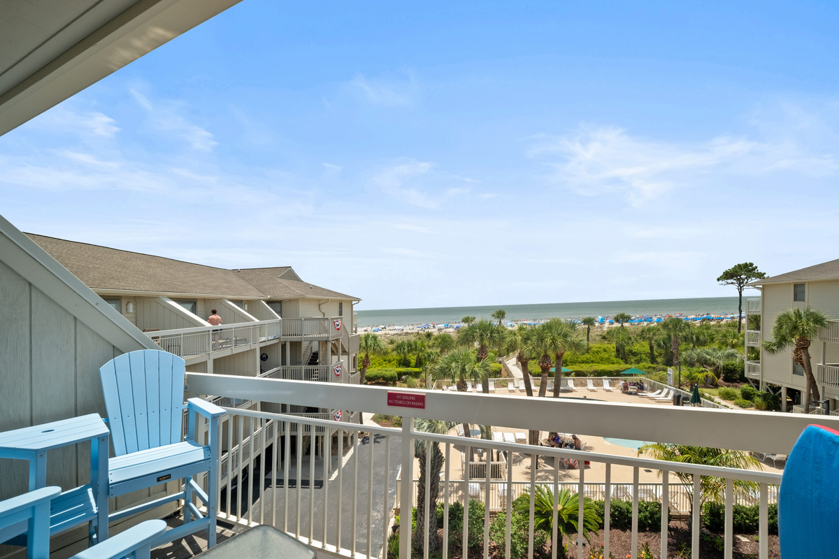 Ocean view Balcony
