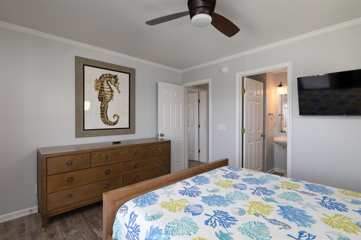 Charming details and modern comfort