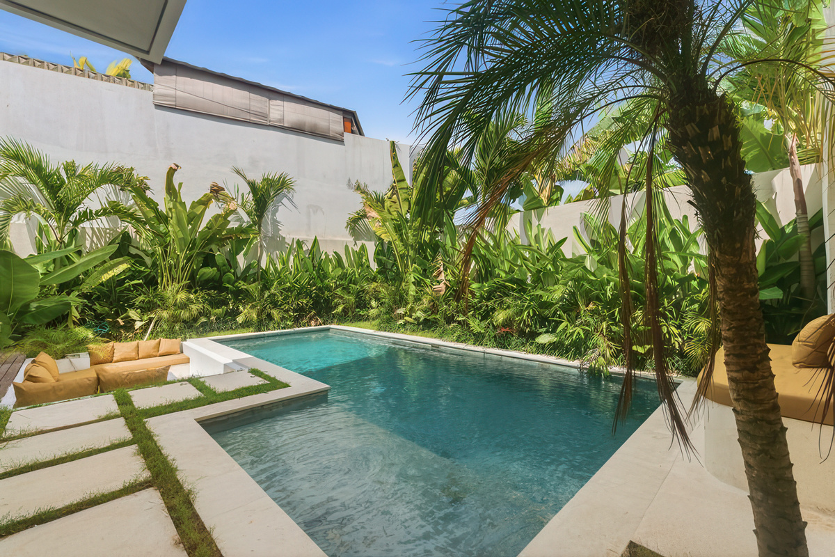 Pool area
