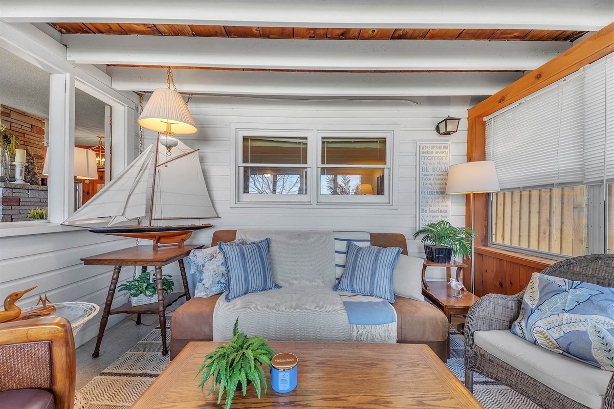 b05a13d47ea94ce8b40908395dfbc35d Large