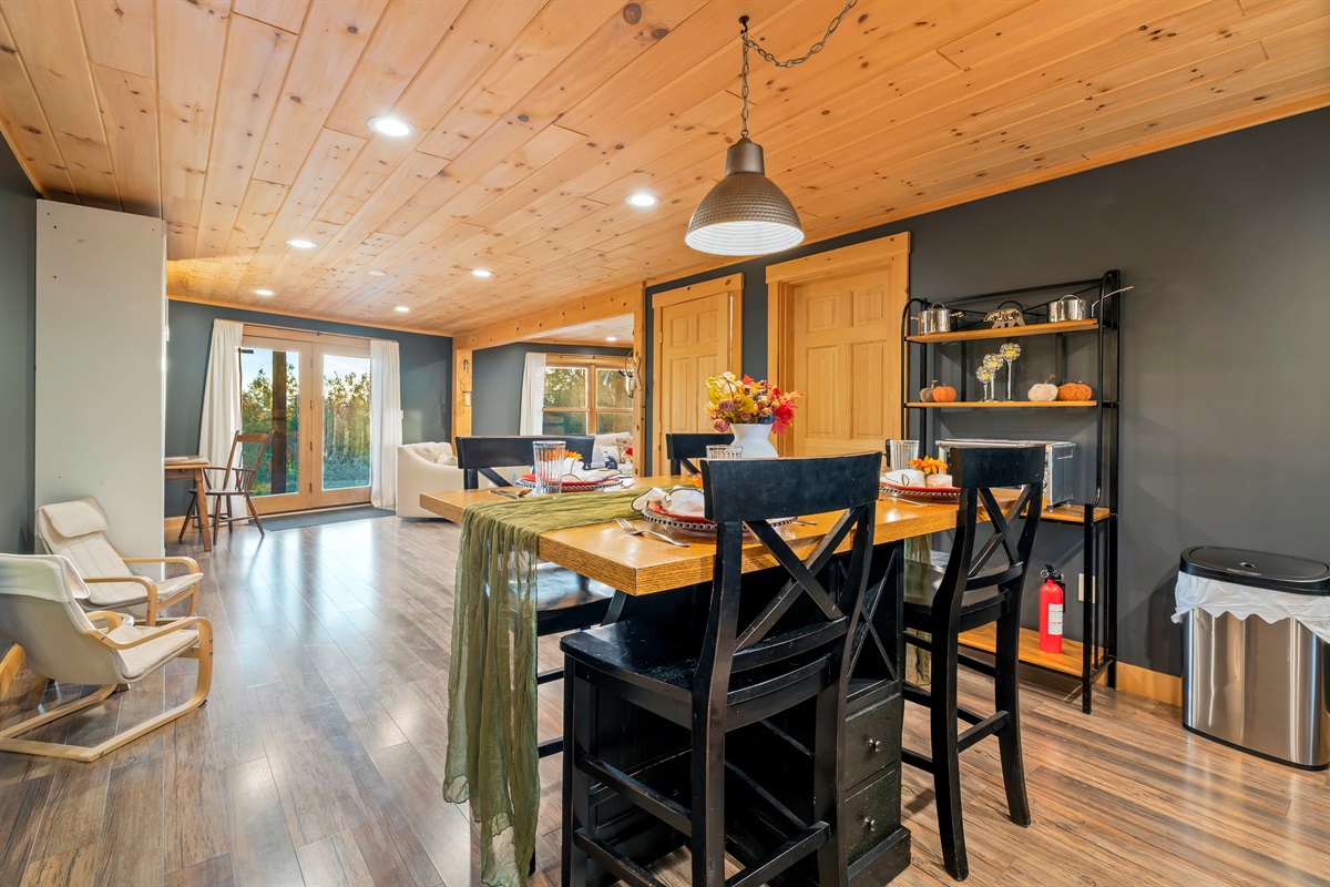 Fully furnished basement kitchen, so you can cook and dine with ease.