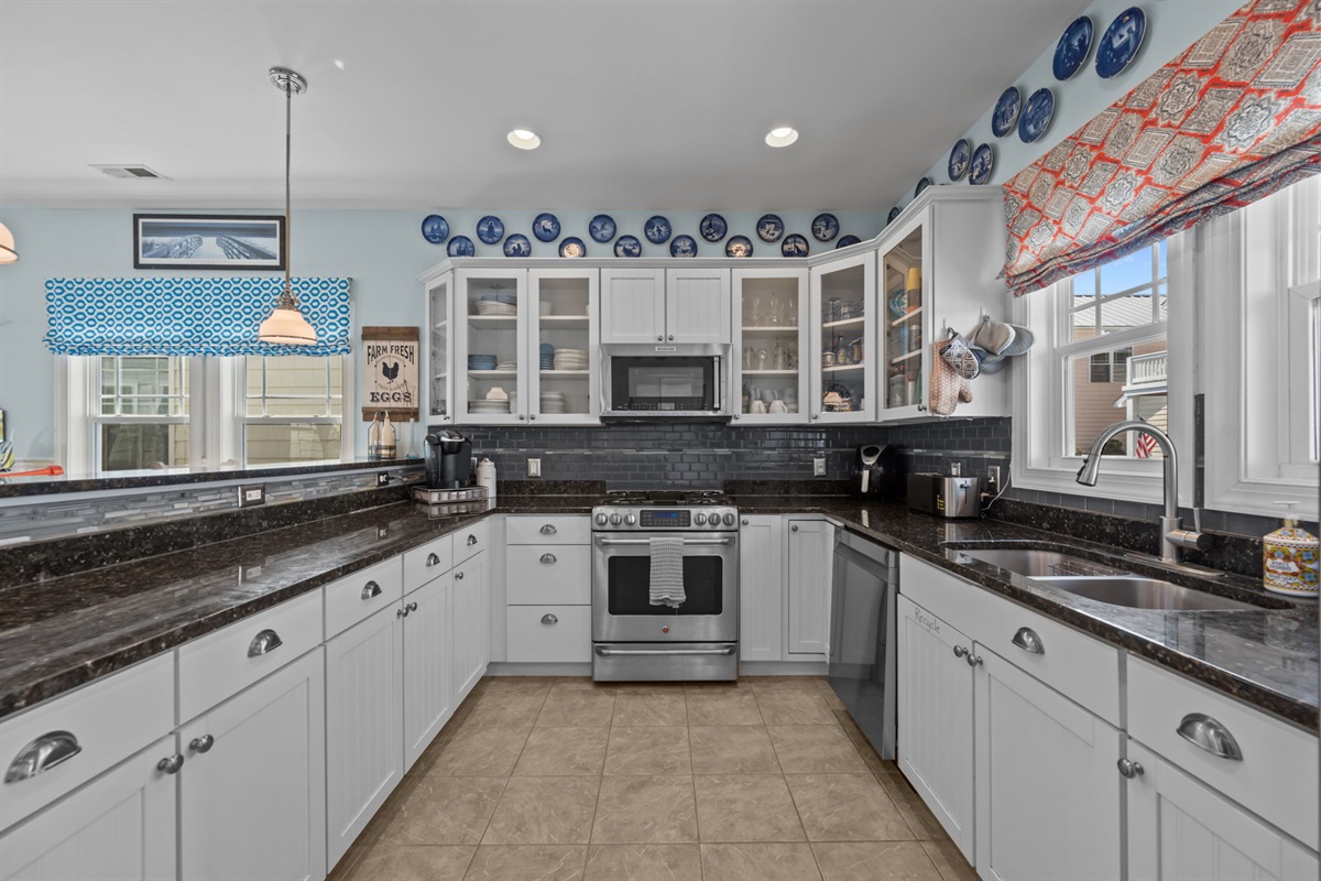 Fully stocked kitchen with all the essentials for cooking