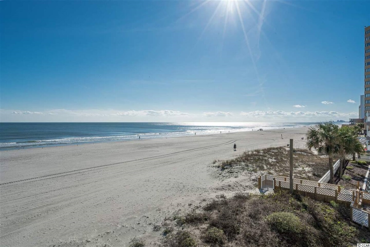 Stunning Views of the Beach