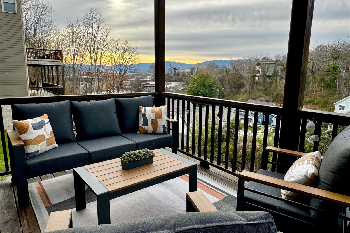 Made for morning coffee conversations.