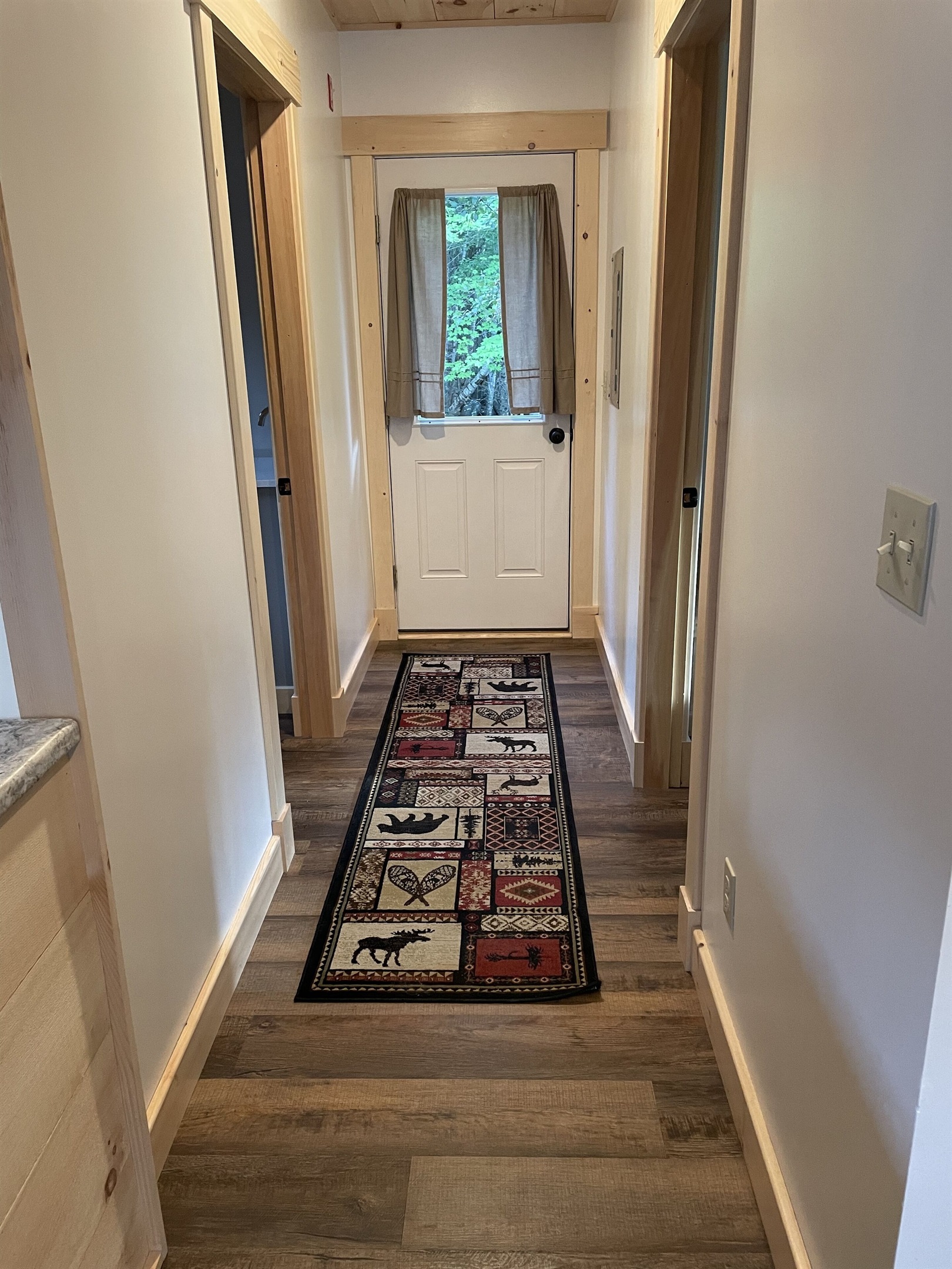 Hallway to the back area for some relaxation!