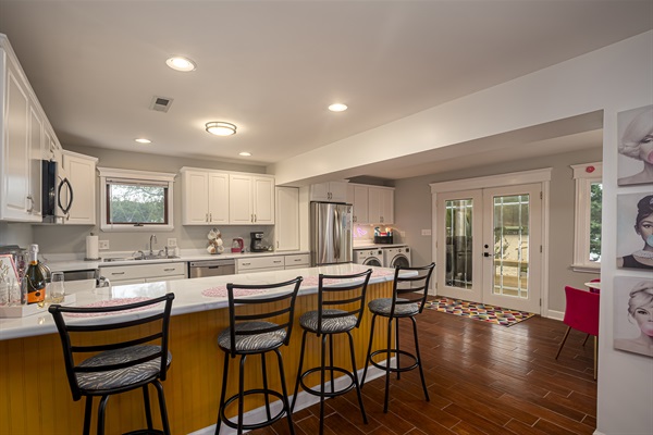 Kitchen with seating 