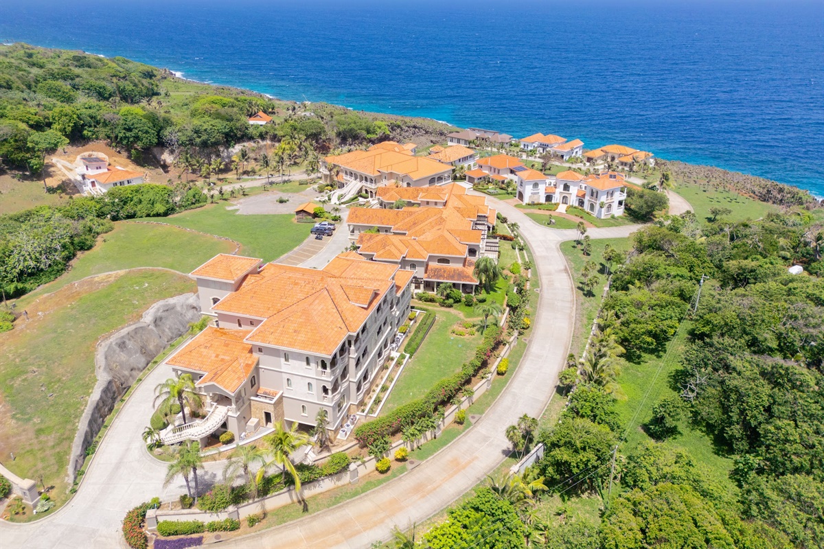 Keyhole Bay - The premier Roatan luxury destination