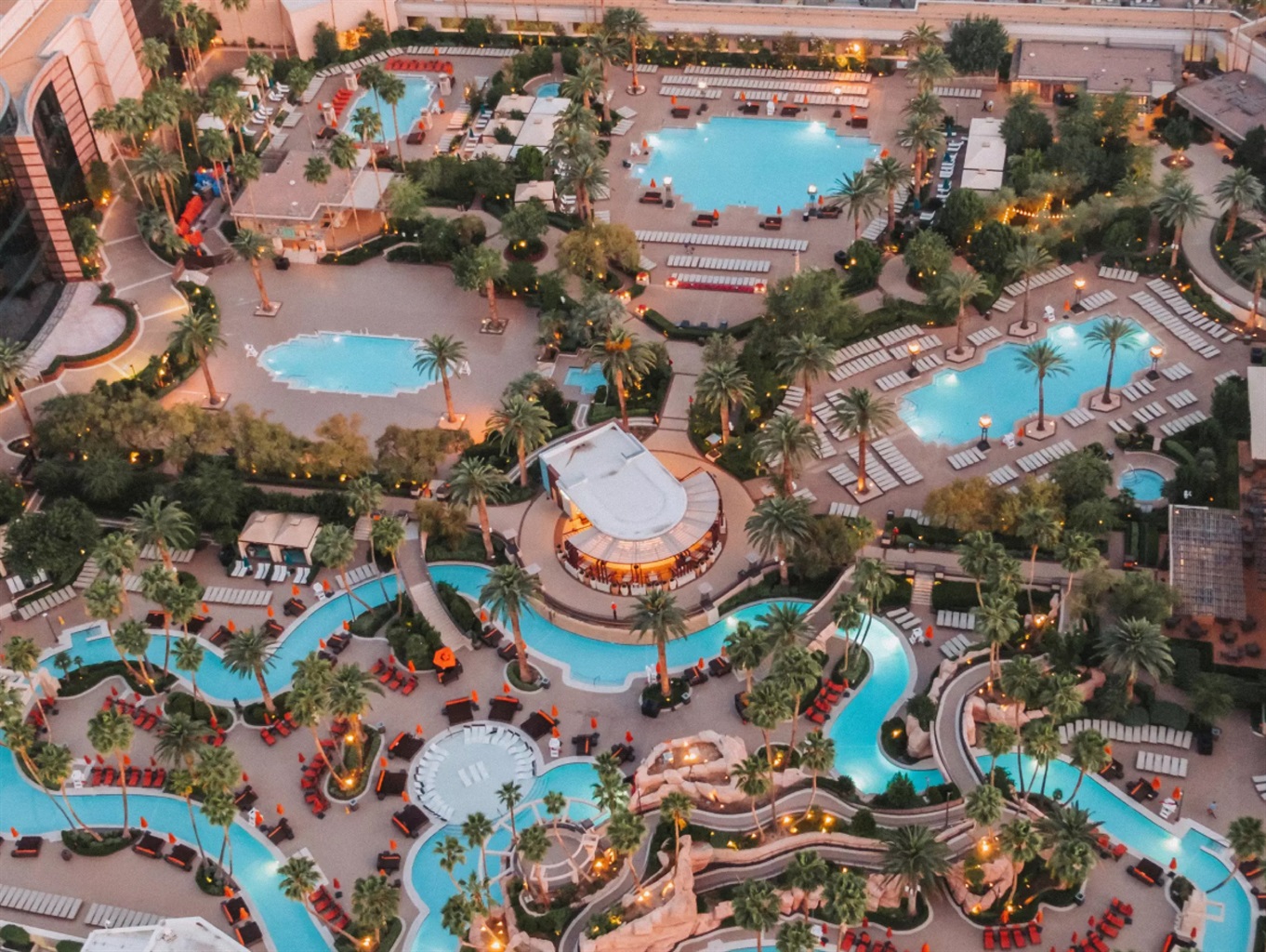 Adults & Kids alike love letting the days float away as they coast along the Lazy River! 🏊
