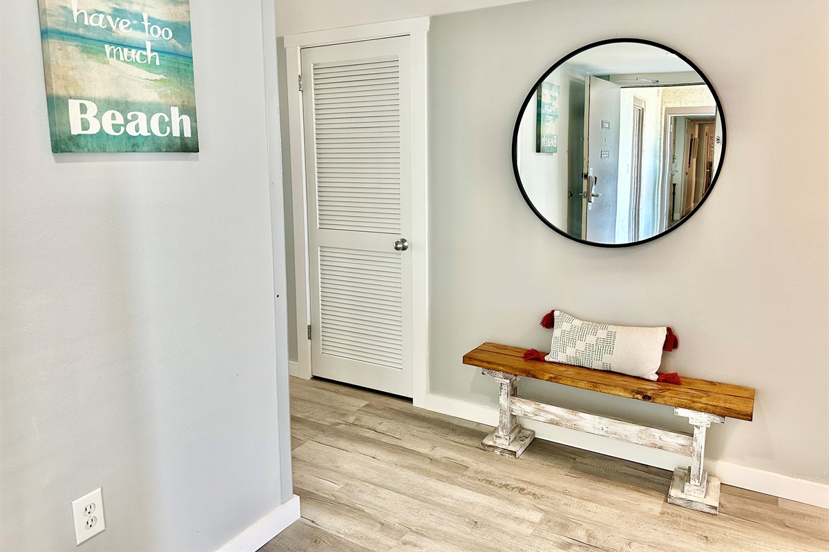 You've arrived in Paradise!! Cute bench to serve as your landing area!