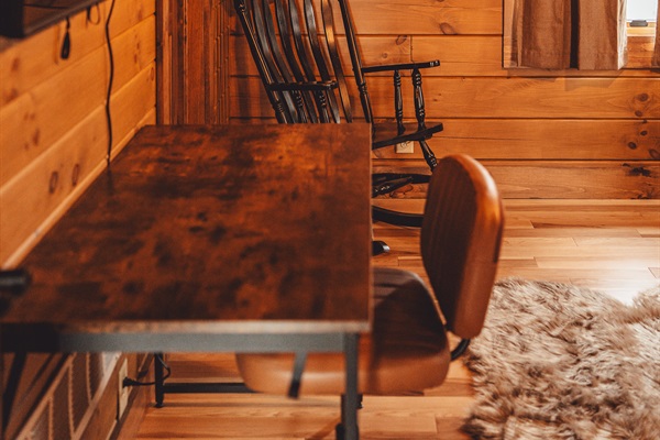 Work Space for Those Who Unfortunately Have to Get Work Done on Vacay