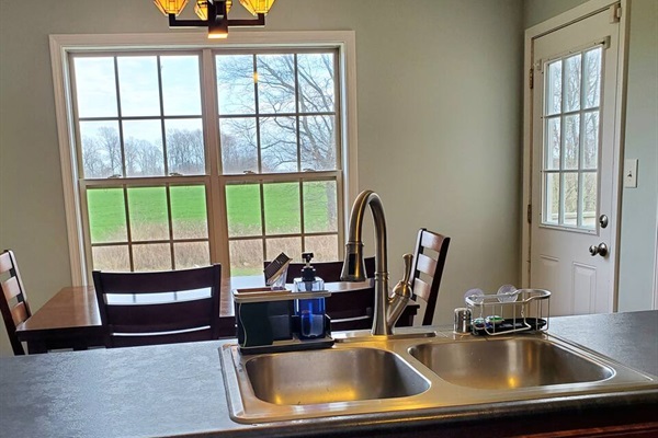 Fully functional space with everything you need for your stay while commuting to Nashville, visiting family, or hanging with friends. Packed with plenty of amenities, our place is sure to be perfect for you! High Speed Wi-Fi included.