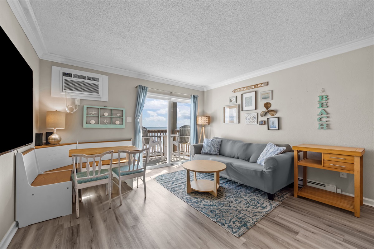 Open and comfortable living space