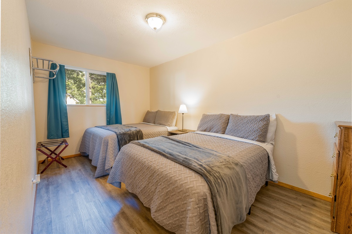 Bedroom 2- Two Full Beds