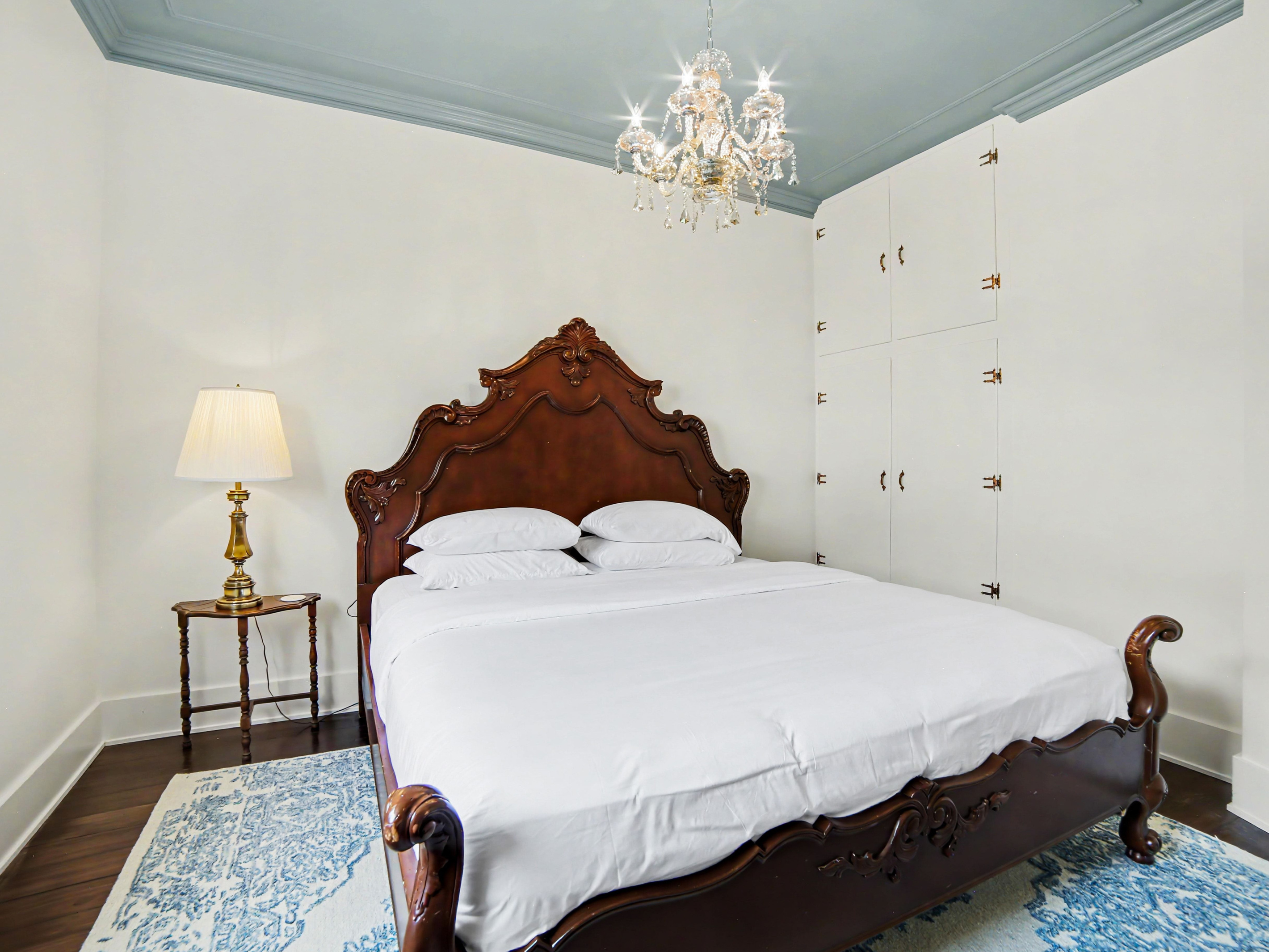 Main Floor Bedroom #2