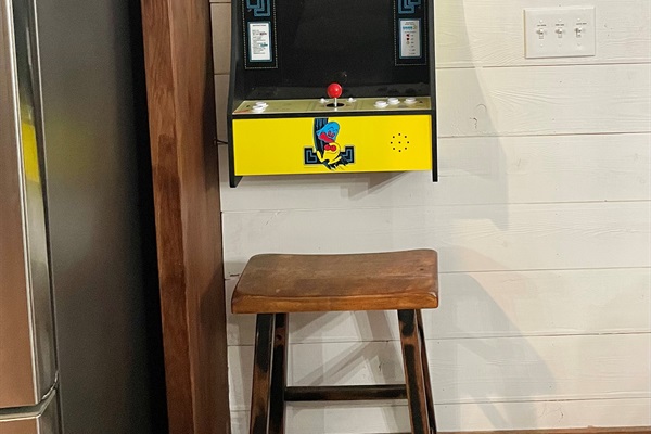 Who wants to play Pac-Man?  8 games included.