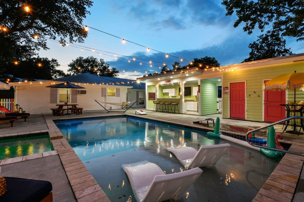 Hang out with the whole crew in our huge outdoor paradise! 