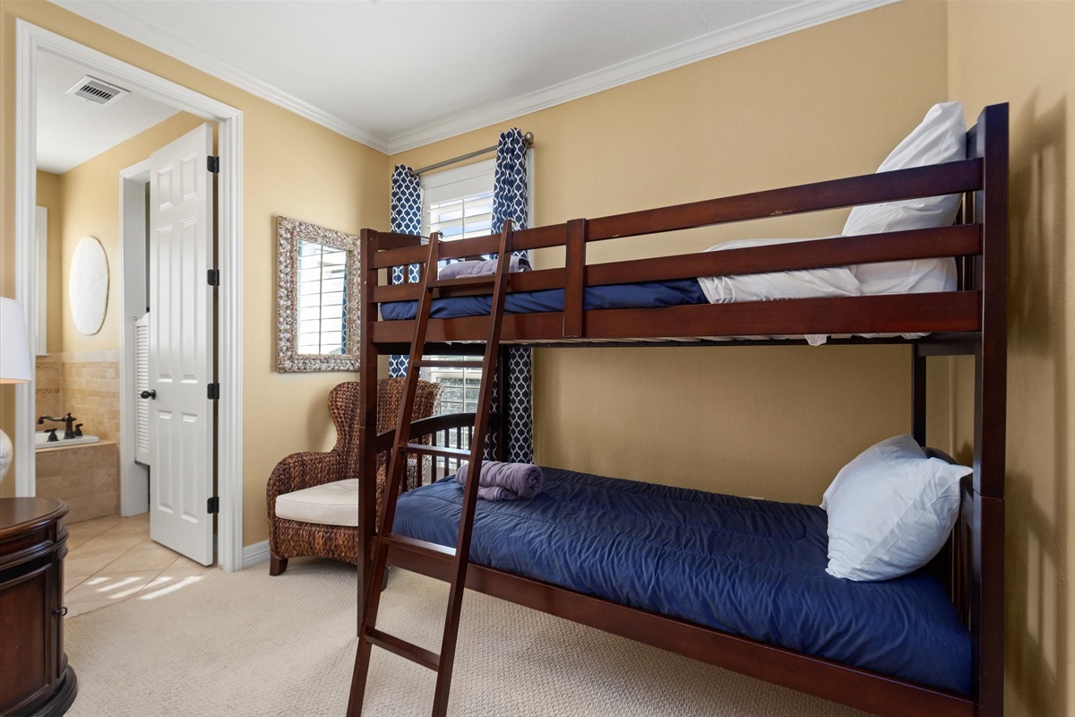 b0fbb5bed79f4b698ae3c9de6d007d14 Large | Beachhouse | Texas | TX | Vacation Homes | Galveston | Crystal Beach | Kokomo | Breezy Days | Beachfront Elegance | Sunrise Serenity | Southern Sands Property Management, LLC