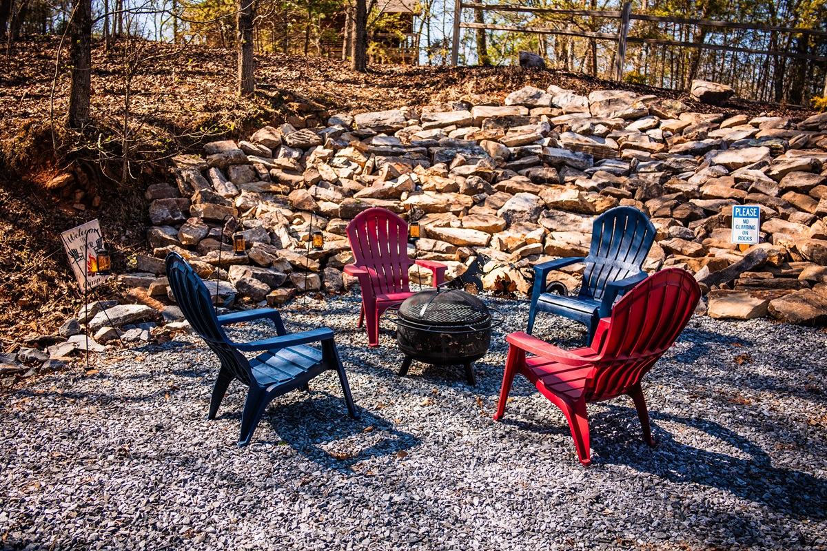 Firepit for relaxing and toasting s’mores while enjoying the outdoors. 
