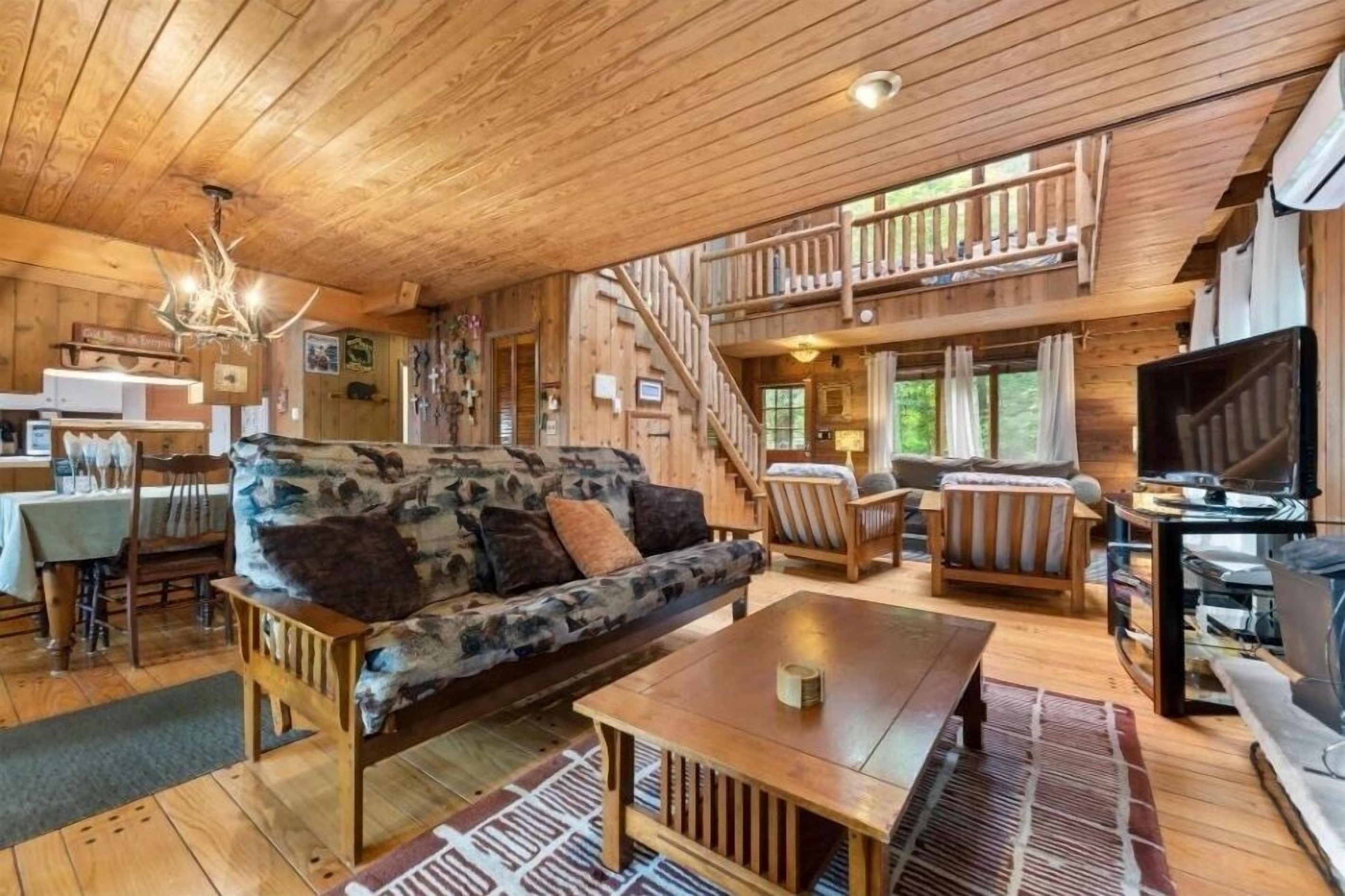 Family room 